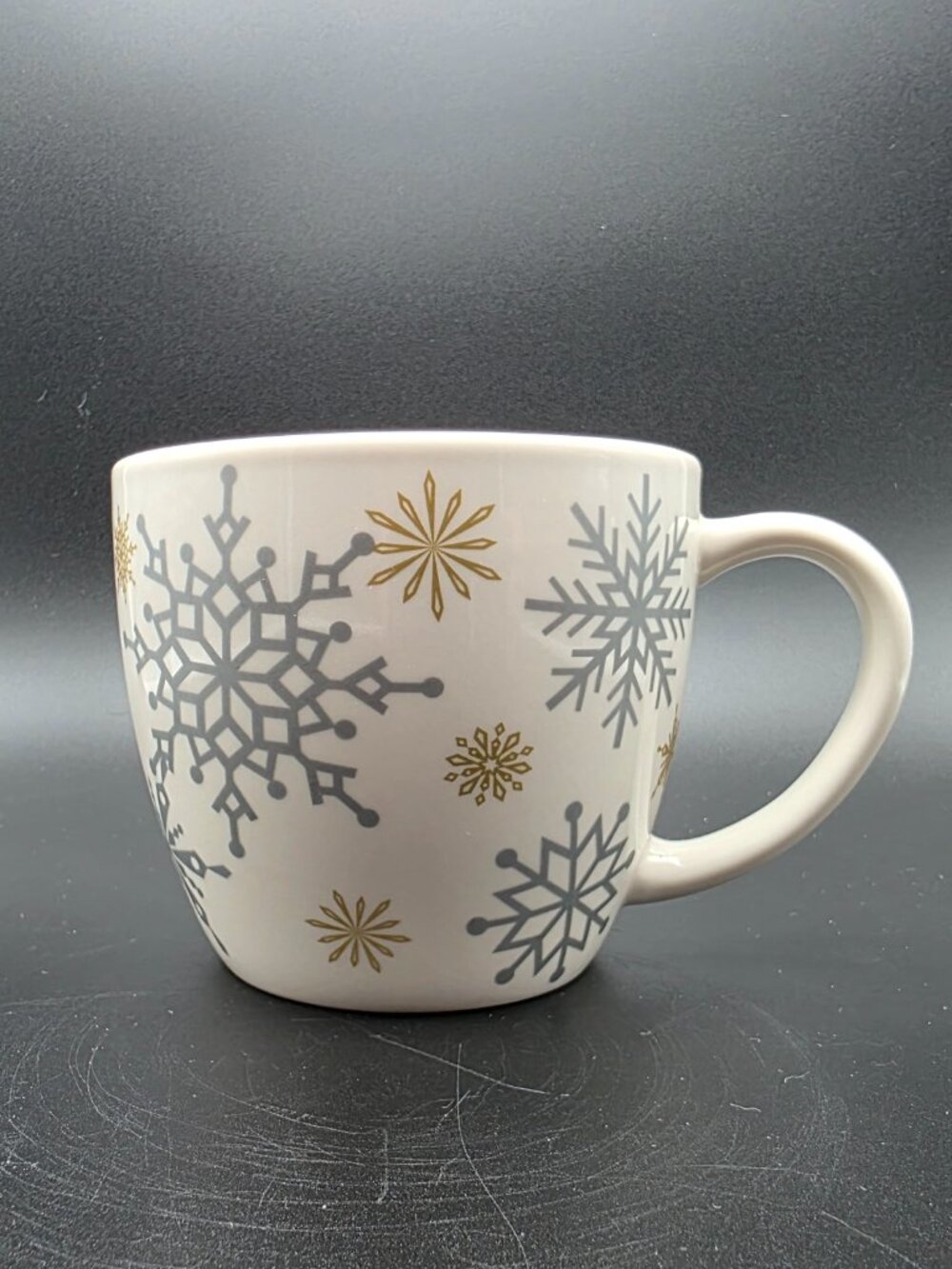 2009 Starbucks Snowflake 16oz mug